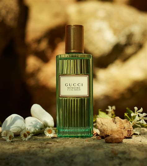 gucci memoire d'une odeur 香评|gucci memory of one odeur.